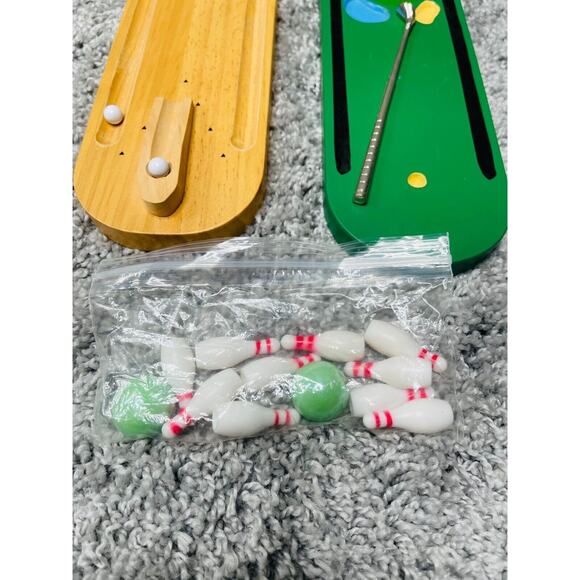 Dave And Busters Mini Billiard And Golf Game - Picture 4 of 10